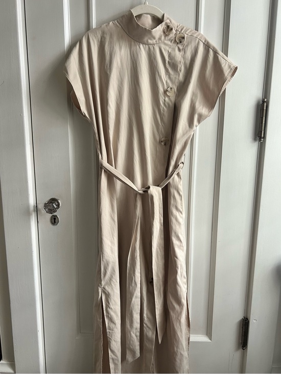 MELLODAY Dresses & Skirts - MELLODAY Cream Button-Front Maxi Dress with Belt